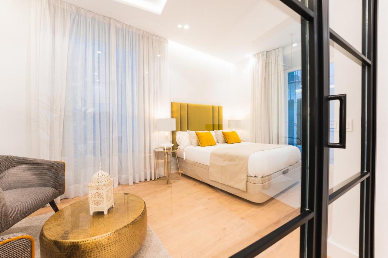 Debambu Suites Малага Экстерьер фото