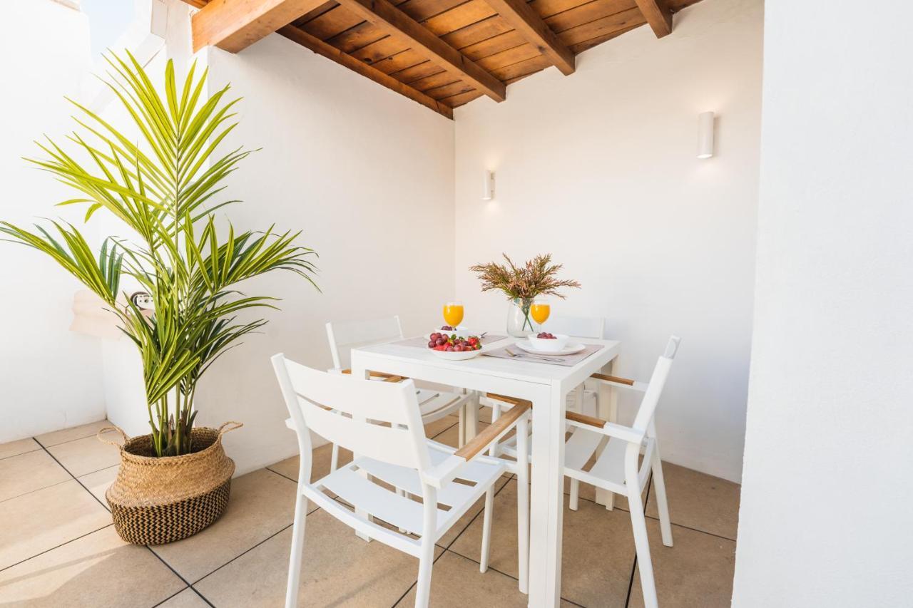 Debambu Suites Малага Экстерьер фото