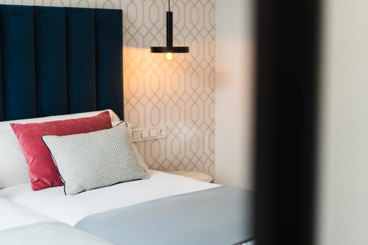 Debambu Suites Малага Экстерьер фото