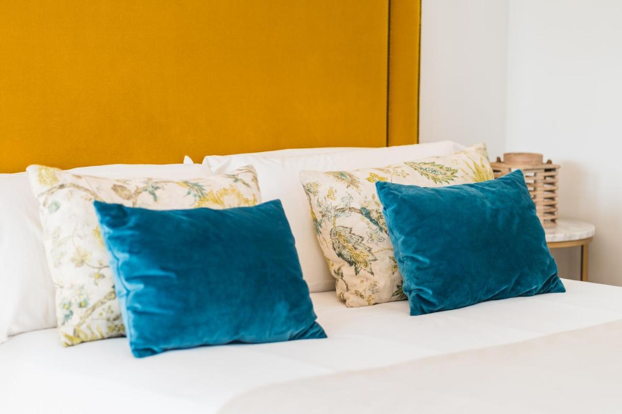 Debambu Suites Малага Экстерьер фото